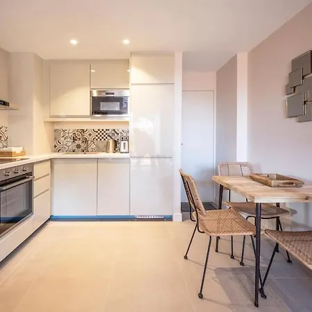 Apartment Entierement Renove Avec Terrasse