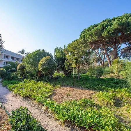 Entierement Renove Avec Terrasse * Saint-Tropez