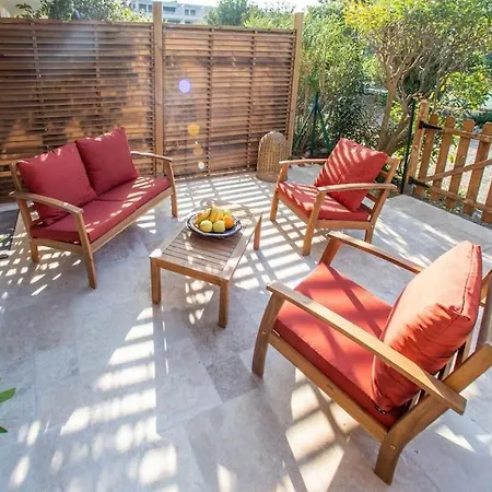 Apartment Entierement Renove Avec Terrasse *