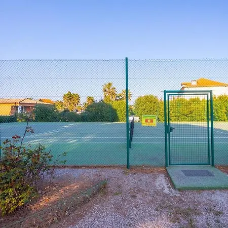 Entierement Renove Avec Terrasse Saint-Tropez