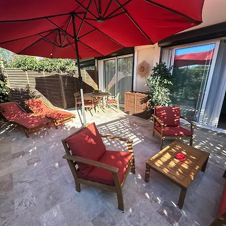 Entièrement Rénové Avec Terrasse Saint-Tropez